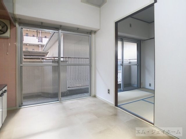  メゾン近江富士