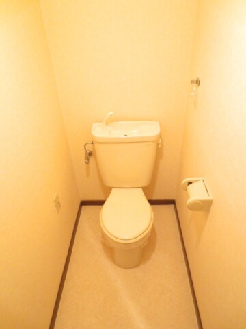  エクレール1号館