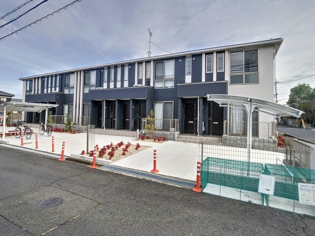  グランドソレーユⅡ番館