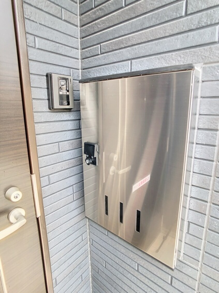  グランドソレーユⅡ番館