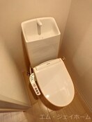  グランドソレーユⅡ番館