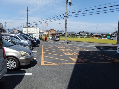  ファミール北川