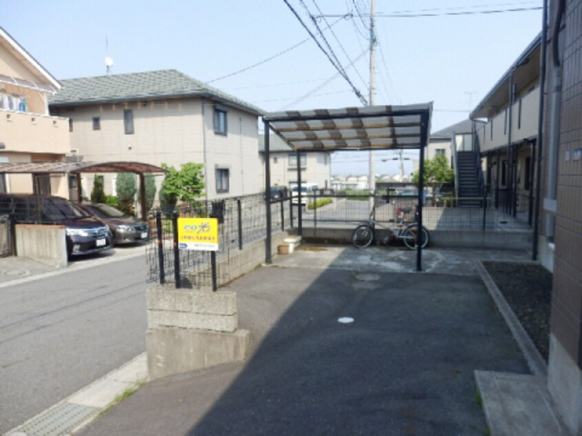  レーク・スリーゼ B棟