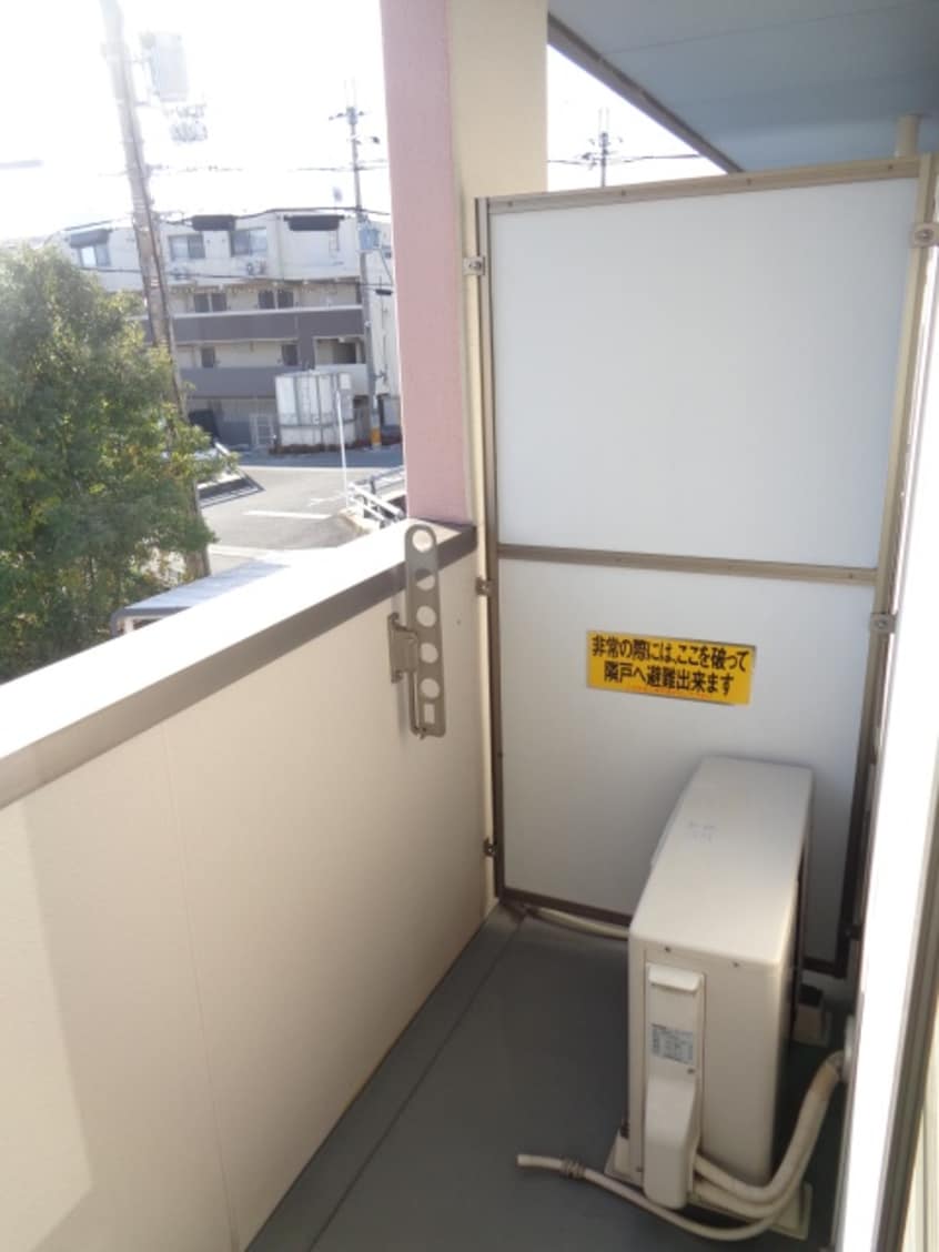  クレストコート