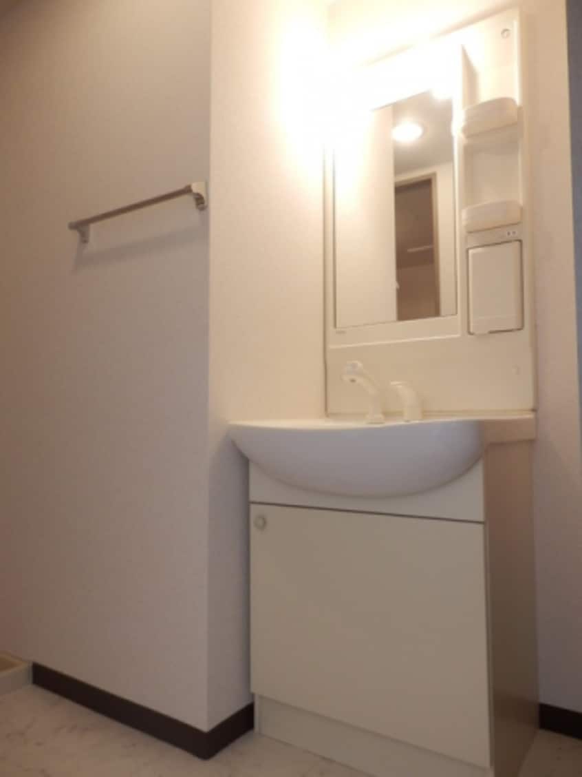  プレイス　エリエゼル