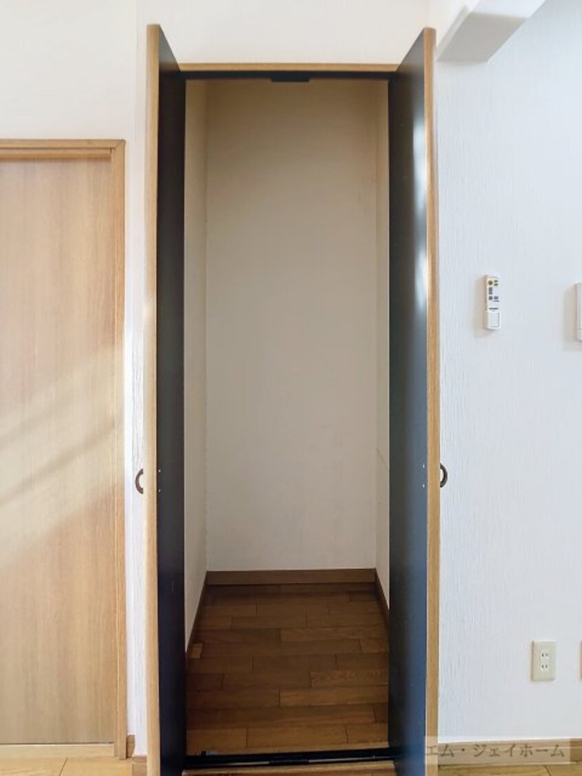  フラワー５番館