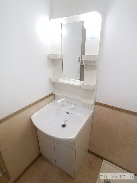  メゾンアデュール