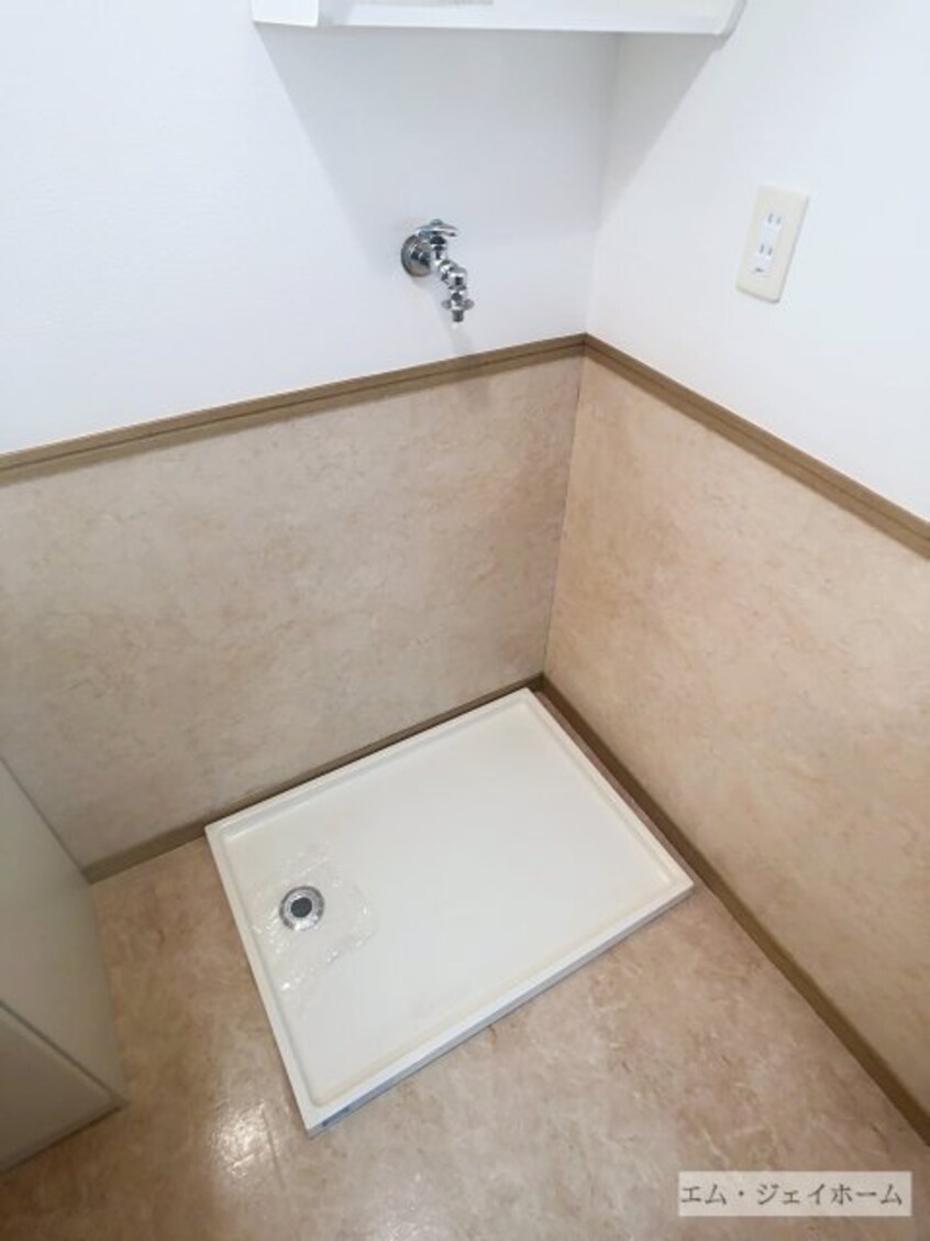  メゾンアデュール