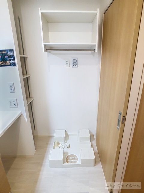  シャーロット水口　B