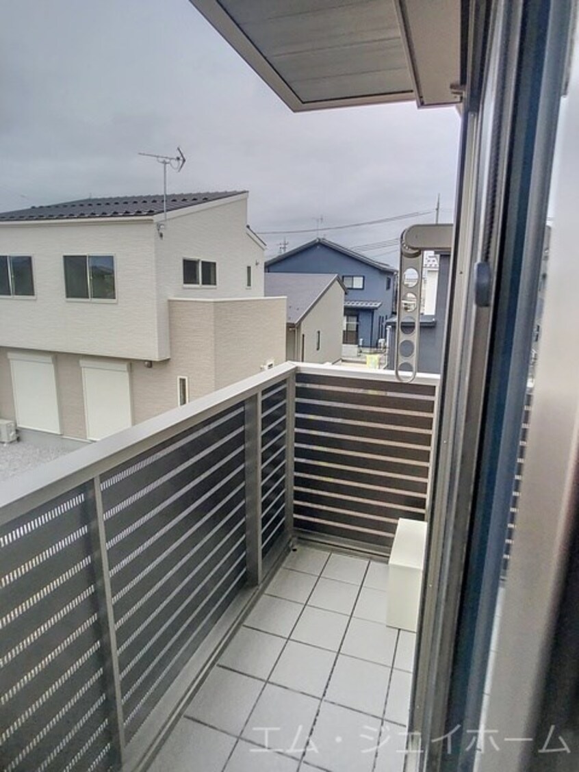  ノルウェジアンウッド室町