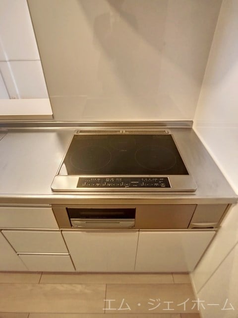  アストラル　ノーヴァ