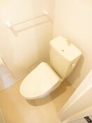  エーリ・フノマージュ