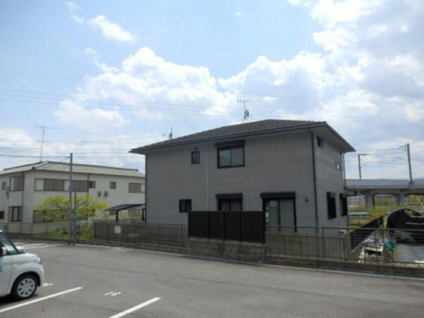  リビングタウン唐崎　B棟
