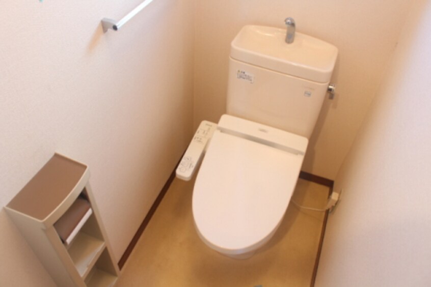  シャーメゾン　リーリエ