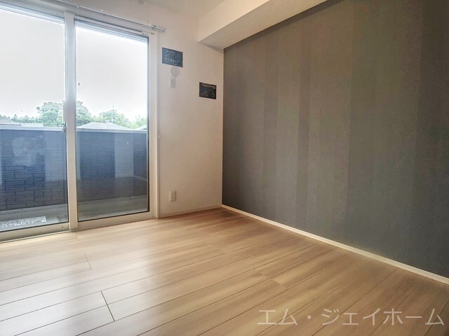  シャーロット水口　A