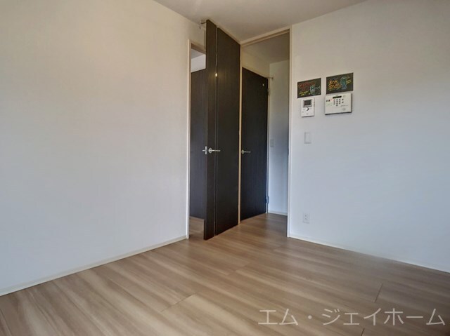  シャーロット水口　A
