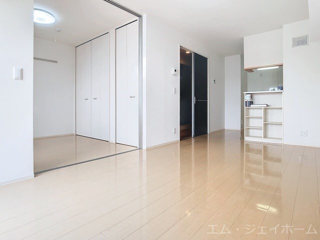  セジュールアースマーシⅢ