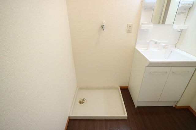  シャインヒル　A