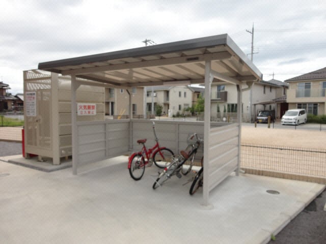  セジュールグランモアＢ