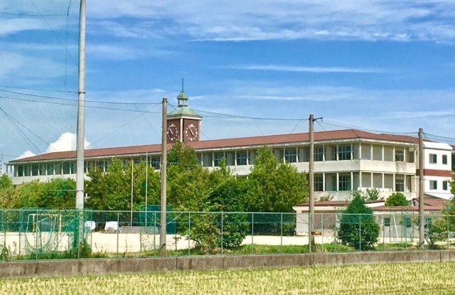 中学校/中等教育学校まで3800m※野洲市立野洲北中学校 RIVER ANNE