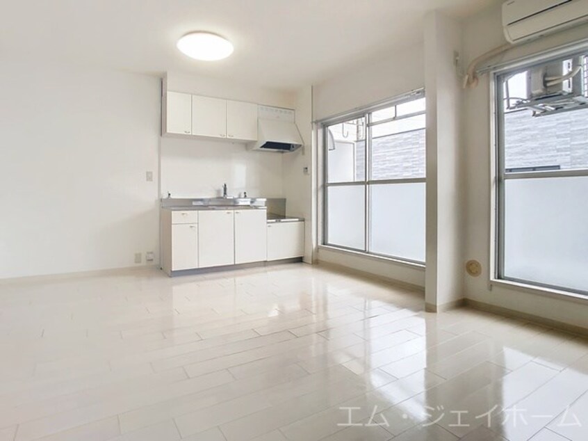  クレセール里内