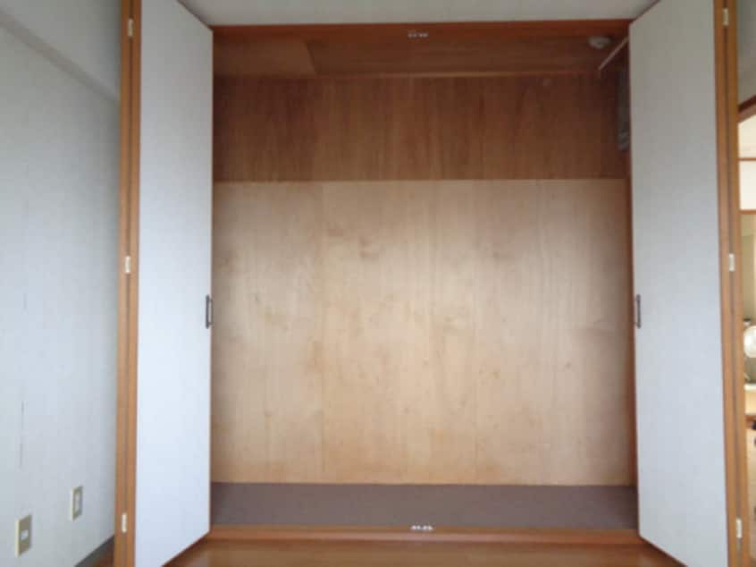  サンクリエート名坂