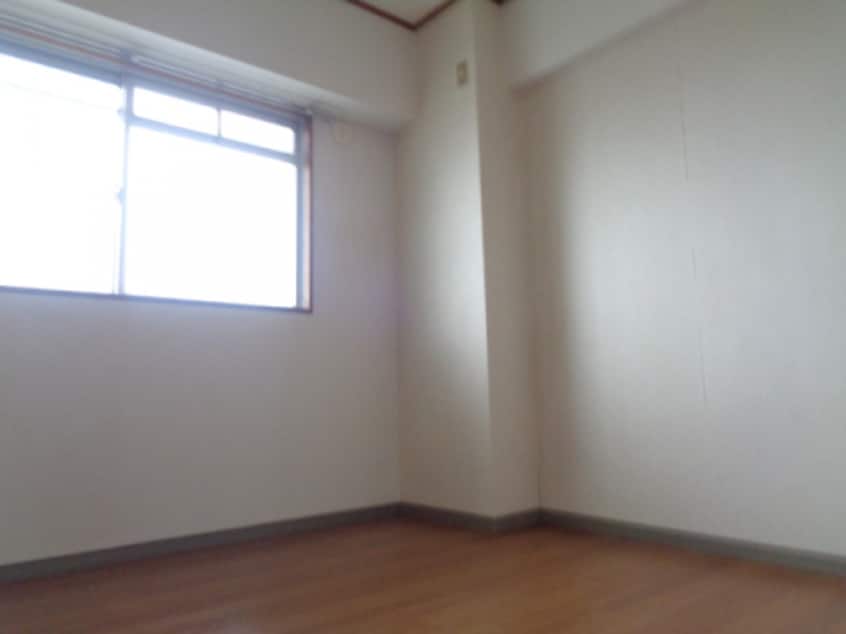  サンクリエート名坂