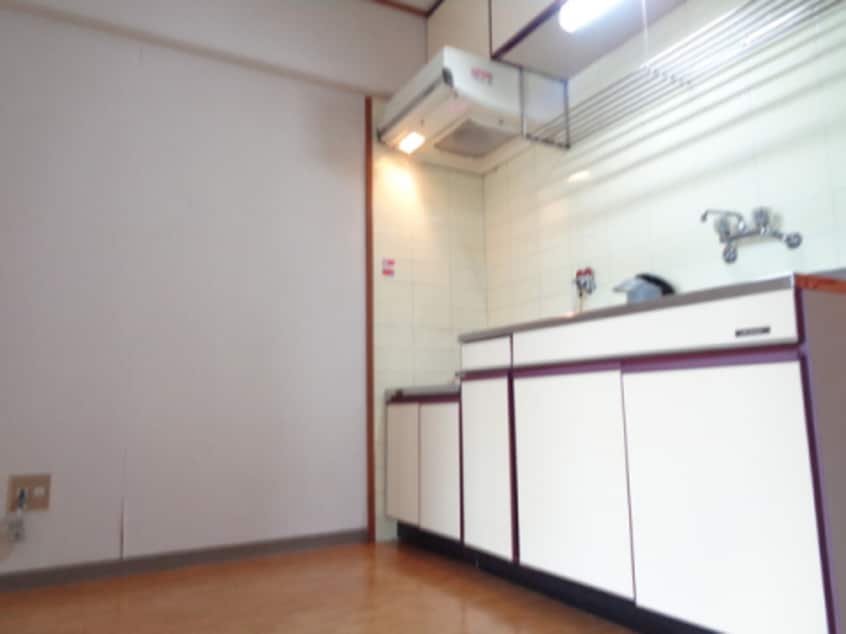  サンクリエート名坂