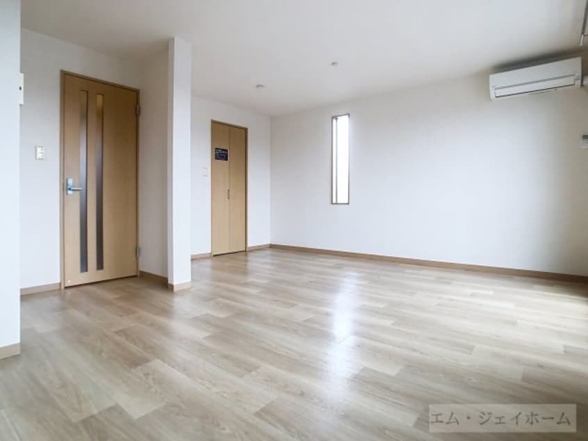  MAISON LAST WISTERIA