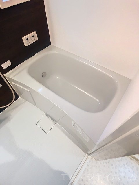 エルメゾン　ラクワット