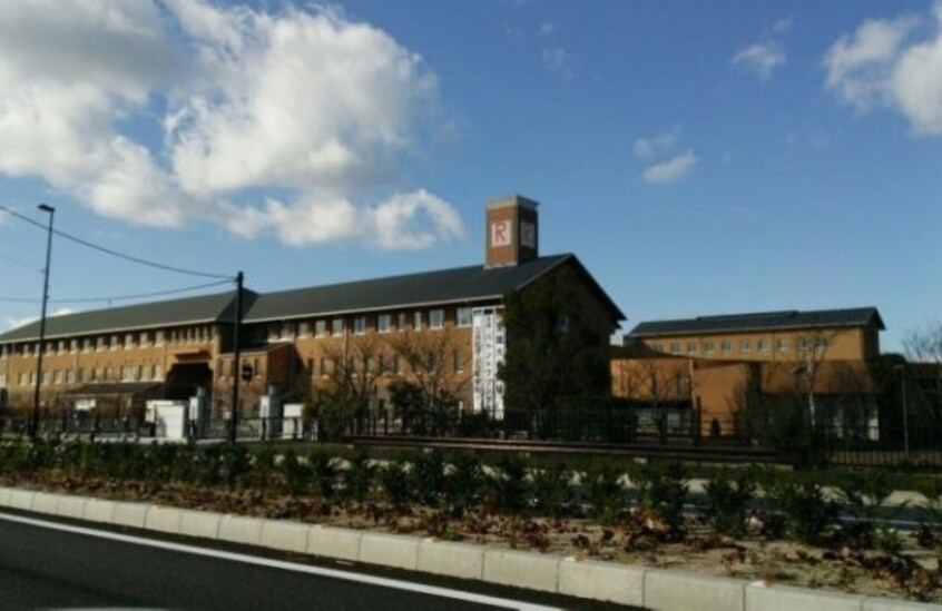 高等学校/高等専門学校まで1400m※立命館守山中学校・高等学校 サンコートくすのき
