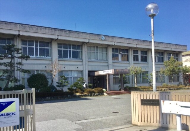 中学校/中等教育学校まで1300m※彦根市立中央中学校 サンハイツ大柳