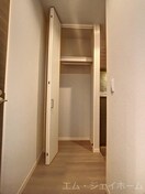  シャーメゾン　宇賀野