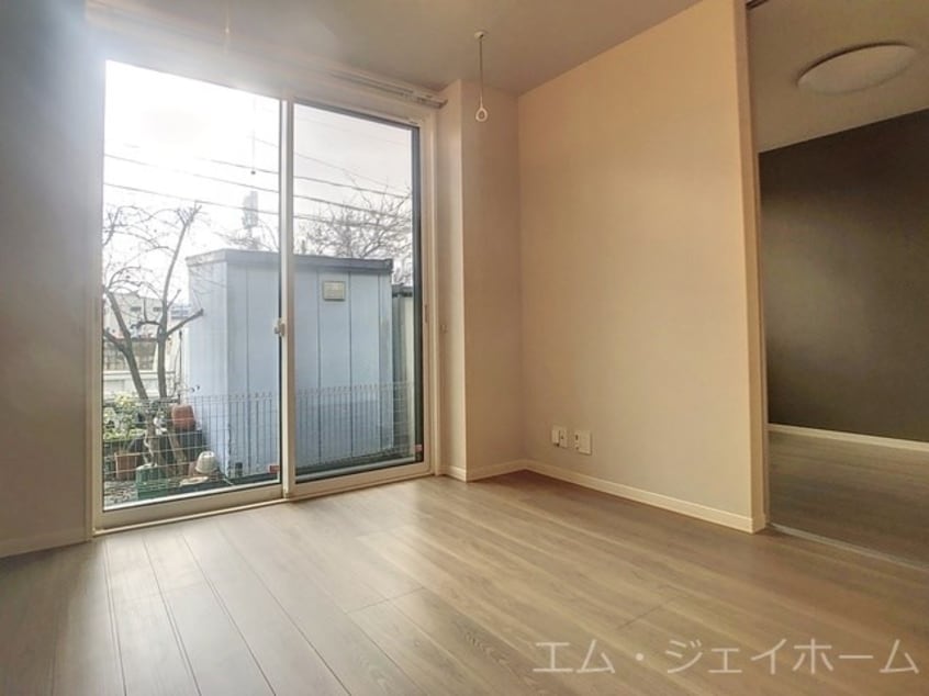  シャーメゾン　宇賀野