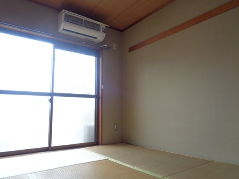  サンジョイフル谷口