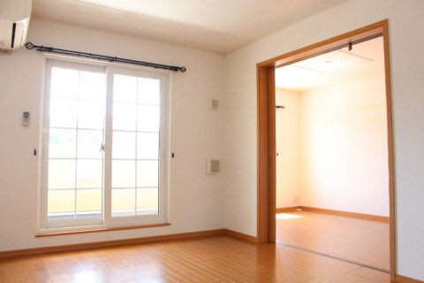  トゥー・ル・モンド