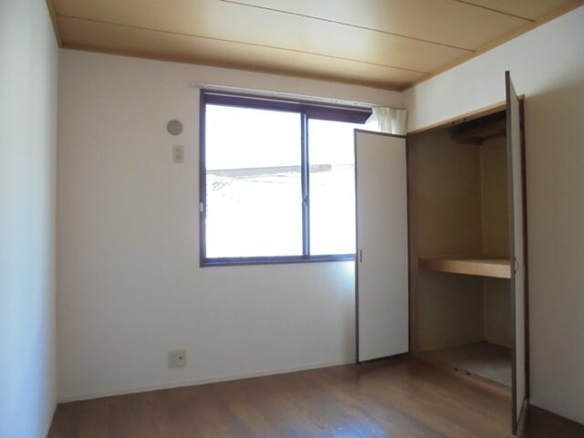  アイビハイツ　C棟