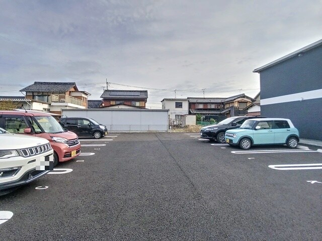  グランドソレーユⅡ番館