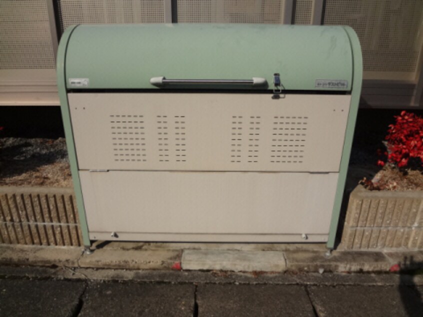  ファミーユ旭ヶ丘Ⅱ