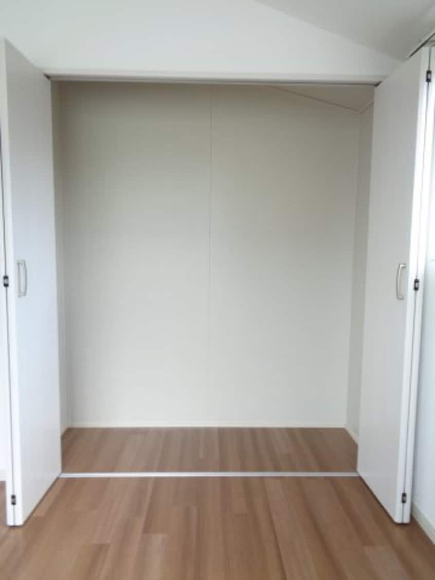  仰木の里東５丁目貸家