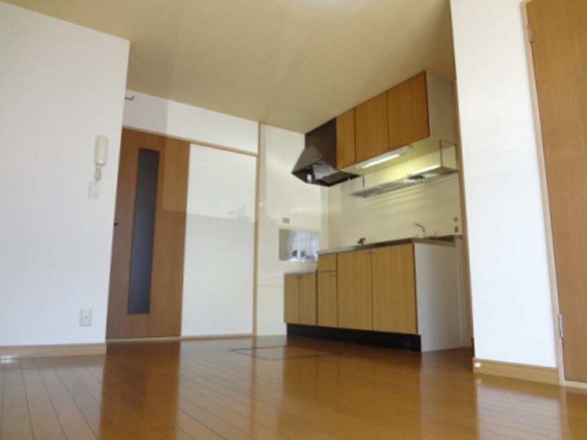  サンパレス白鳥