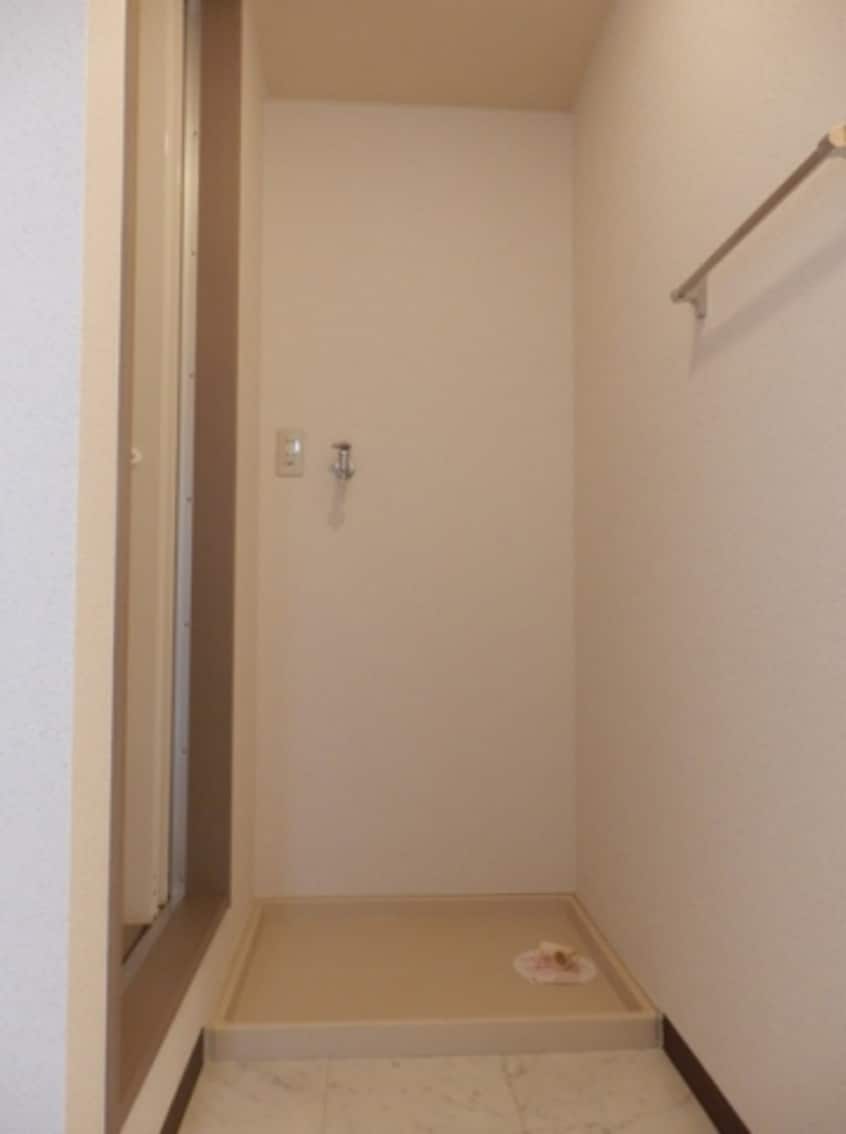  プレイス　エリエゼル