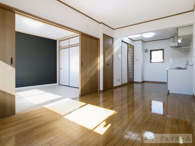  フラワー５番館