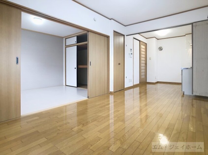  フラワー５番館