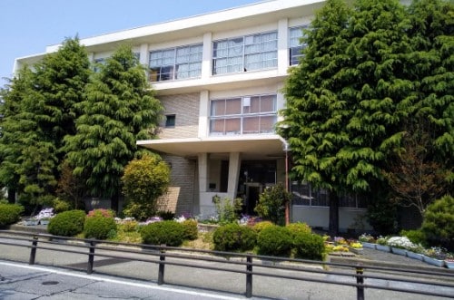 小学校まで400m※彦根市立城西小学校 プルベニール・カレント
