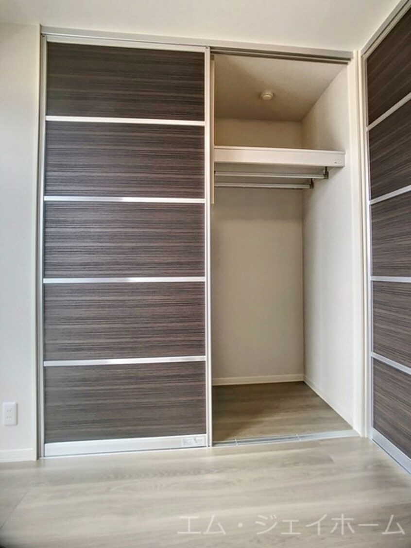  ノルウェジアンウッド室町