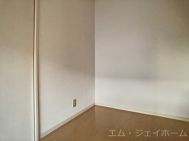  レセンテ出町　A棟