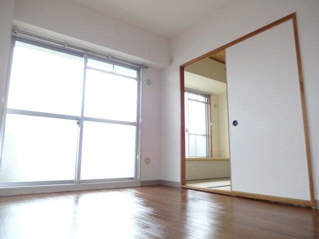  メゾンエイコー能登川Ⅱ