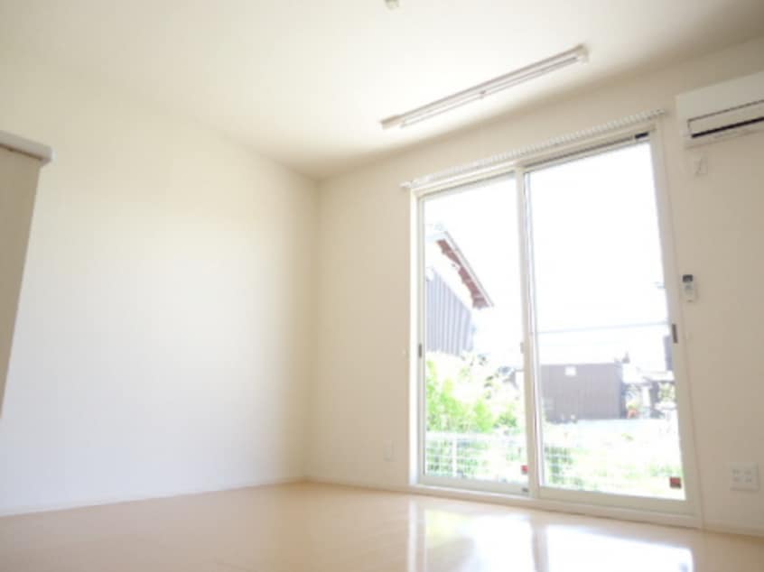  セジュールグランモアＢ