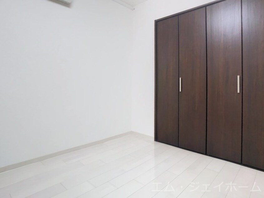  クレセール里内